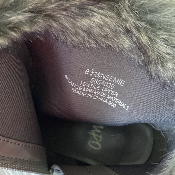 NIB Ankle Booties W/Faux Fur - Picture 7 of 8